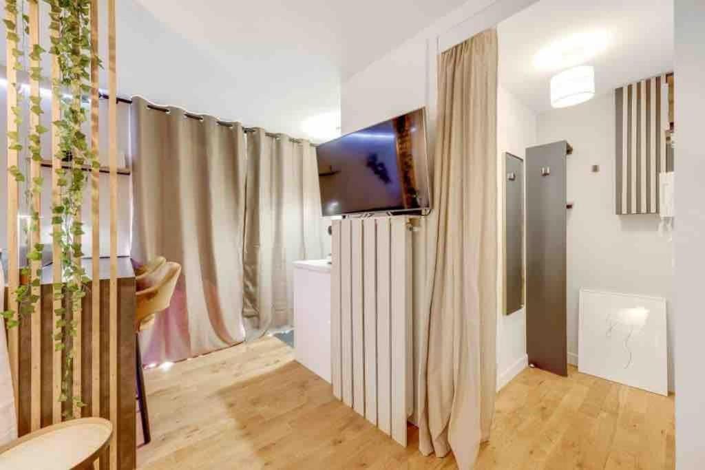 Appartement Panorama - A Seulement 15 Minutes Des Champs-Elysees Clichy Buitenkant foto